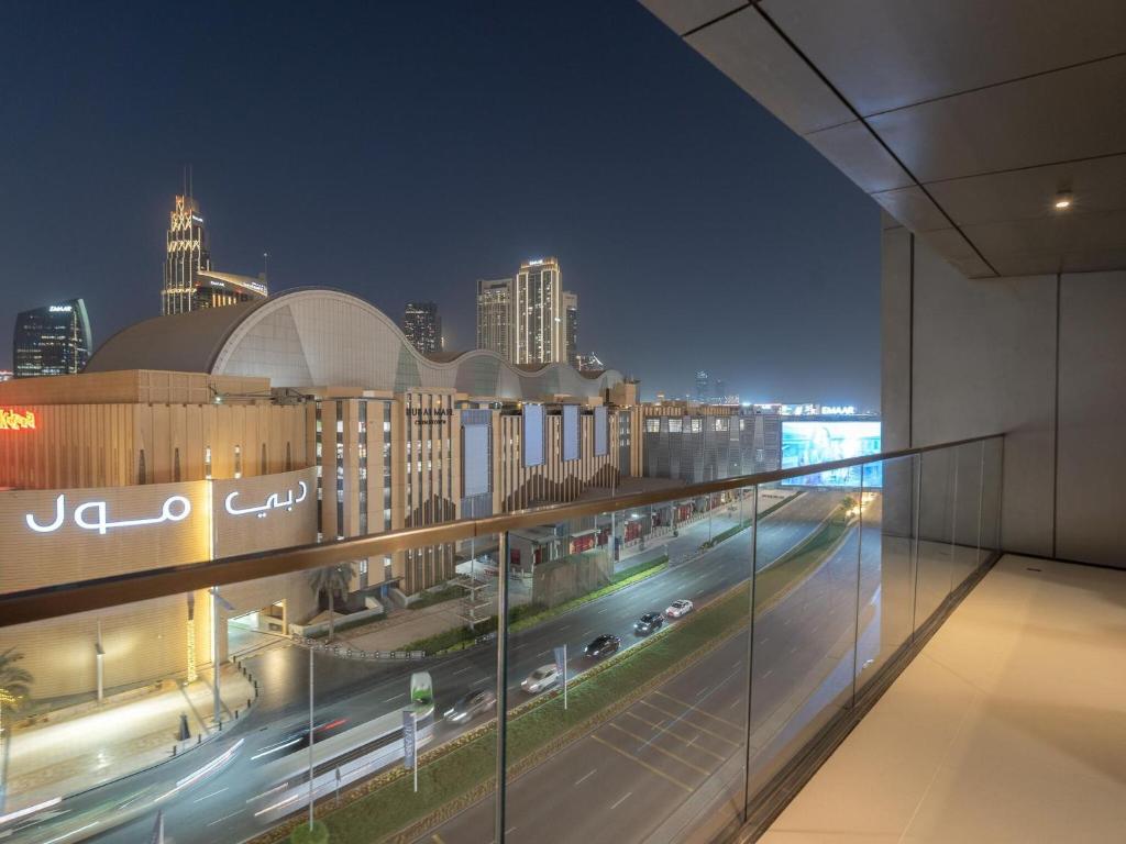 هتل لاگژریس استایلیش آپارتمنتس آکراس دبی مال برج خلیفہ سیتی ویوز - Luxurious Stylish Apartments Across Dubai Mall Burj Khalifa City Views