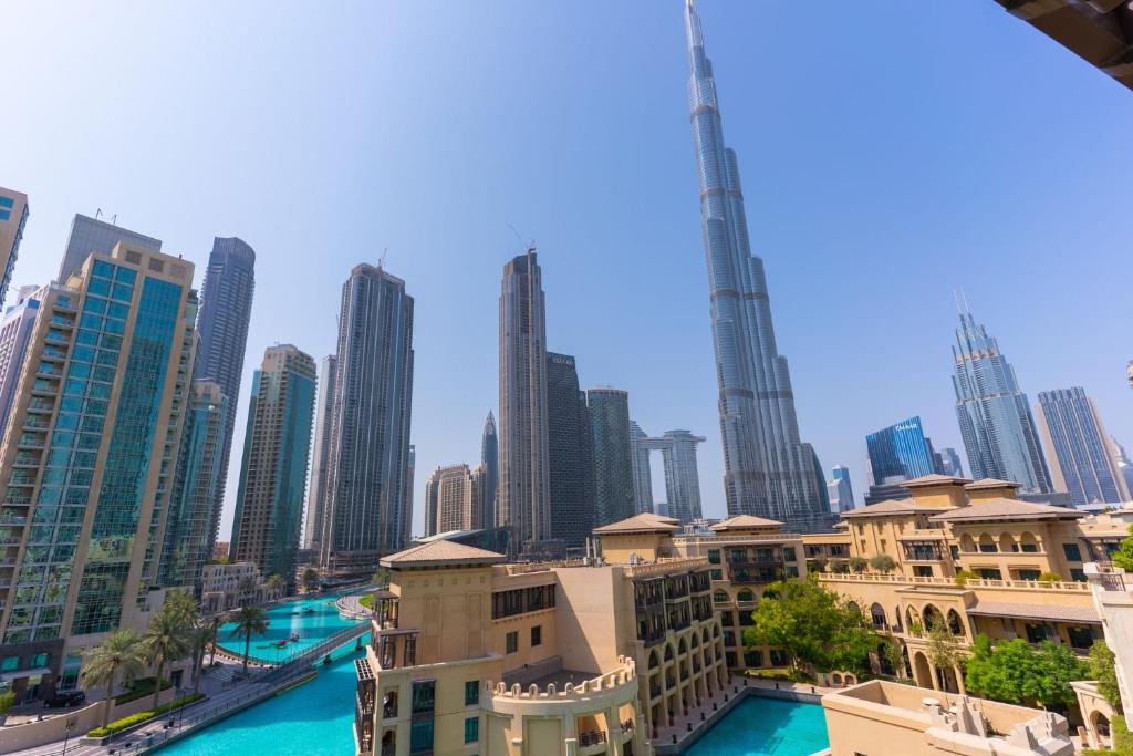 هتل لکسفولیو ریتریتس - برند نیو - فول برج ویو - LUXFolio Retreats - Brand New - Full Burj View