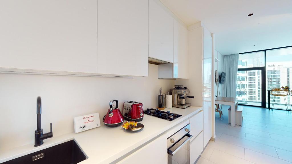 هتل استایلیش استودیو ویت برج خلیفه ویو - Stylish Studio with Burj Khalifa View