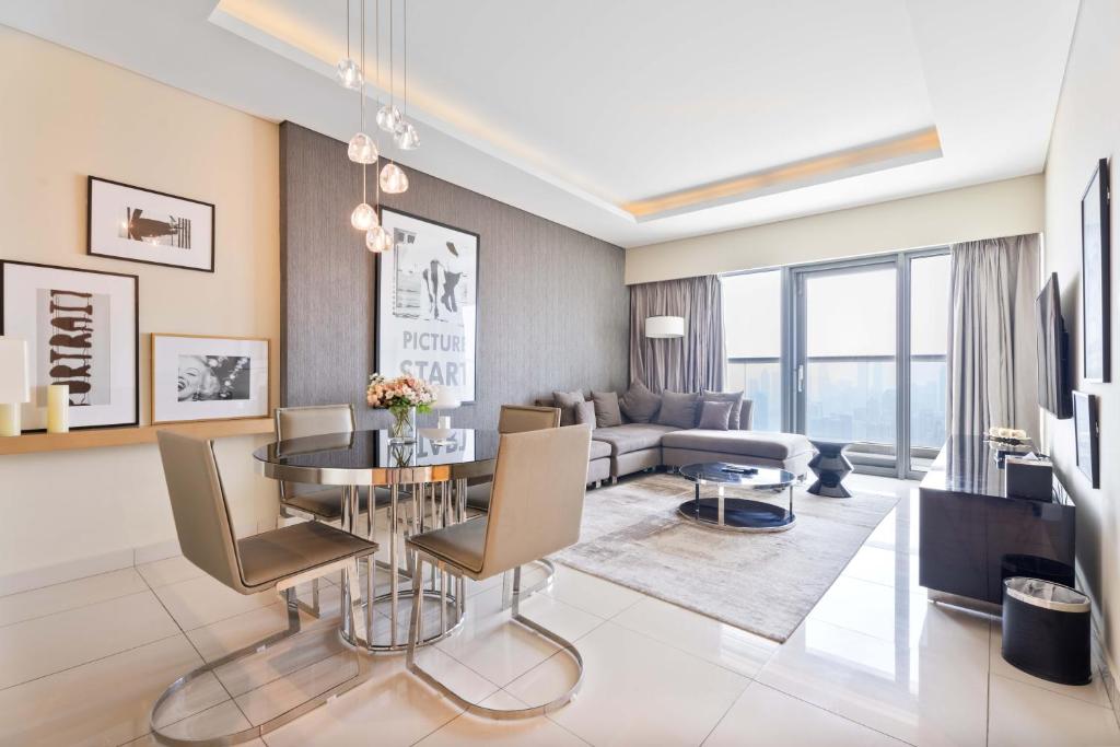 هتل ا لیوینگ سوپریم 2 بی آر پارامونت تاورز بیزنس بی با برج خلیفه ویو 6202 - ALiving Supreme 2BR Paramount Towers Business Bay with Burj Khalifa view 6202