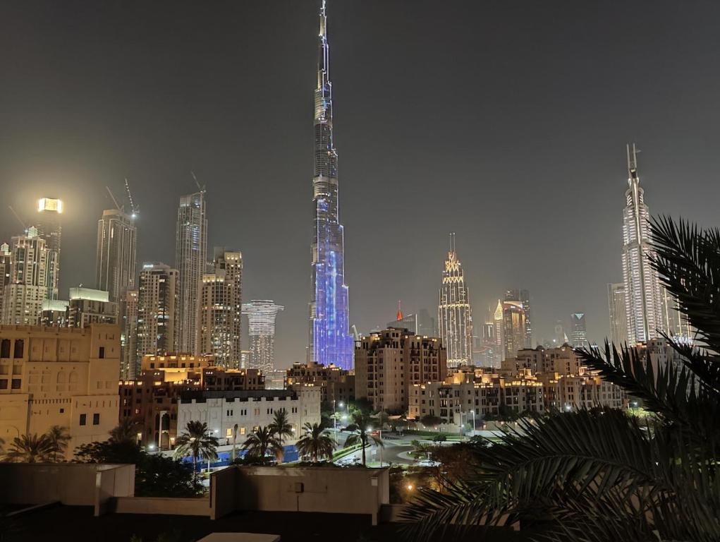 هتل لاکچری 3 بی آر - دایرکت ویو تو برج خلیفه - Luxury 3 BR - Direct View to Burj Khalifa