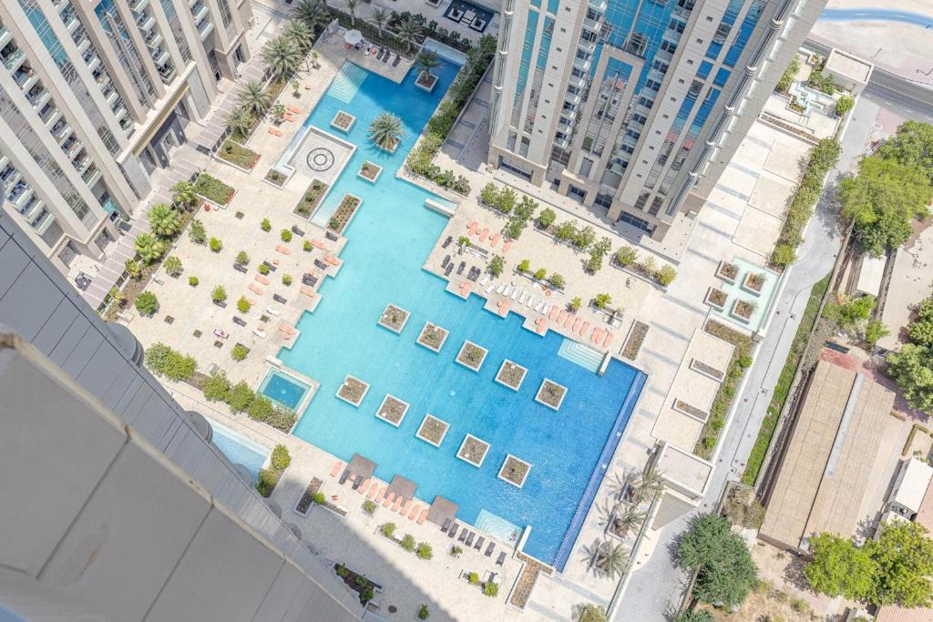 هتل هشتگ هالیدی هوم - 1BDR آپارتمان ویت کانال ویو این بیزنس بی - Hashtag Holiday Home - 1BDR Apartment with Canal View in Business Bay