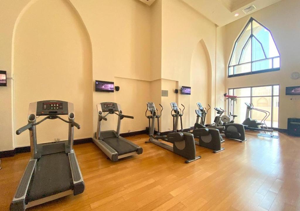 هتل فنومنال 1BR ات ال تاجر ای دوان تاون دوبی بای دلاکس هالیدهی هومز - Phenomenal 1BR at Al Tajer E Downtown Dubai by Deluxe Holiday Homes