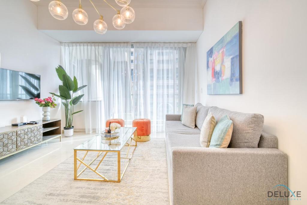 هتل آپ بیت 2BR در اوشن هایتس دبی مارینا بای دلاکس هالیدی هومز - Upbeat 2BR at Ocean Heights Dubai Marina by Deluxe Holiday Homes