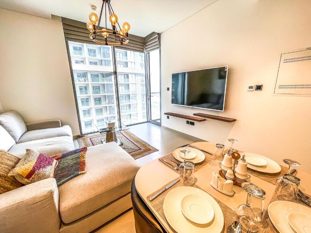 هتل استی بای لاتینم لاکچری 1BR هالی دی هوم سی وی بی 1304 نیر برج خلیفه - STAY BY LATINEM Luxury 1BR Holiday Home CV B1304 Near Burj Khalifa