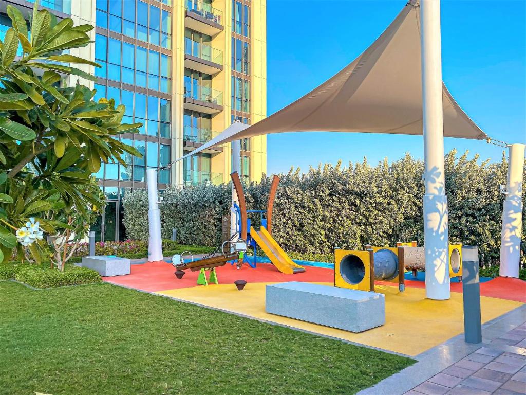 هتل لاکژریس دفتاون ویو ز ویث دبی مال اکسس - Luxurious Downtown Views with Dubai Mall access