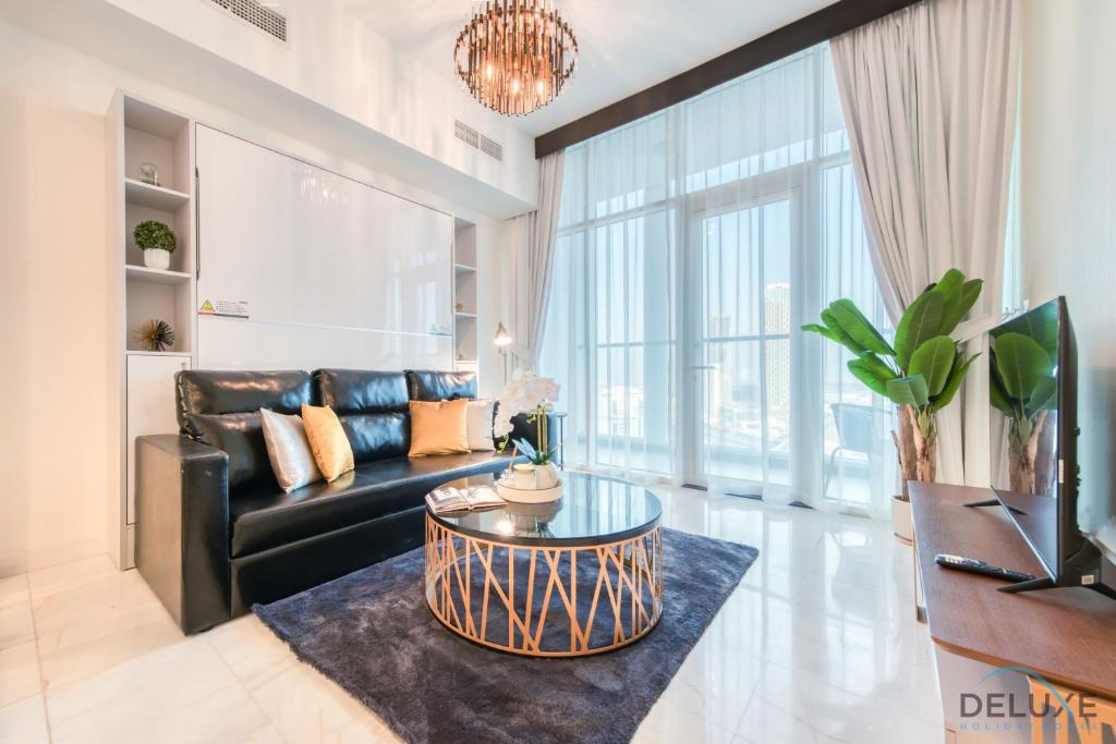 هتل کلاسی 1BR ات بیز بای دانووب بیزنس بی بای دلاکس هالیدی هومز - Classy 1BR at Bayz by Danube Business Bay by Deluxe Holiday Homes