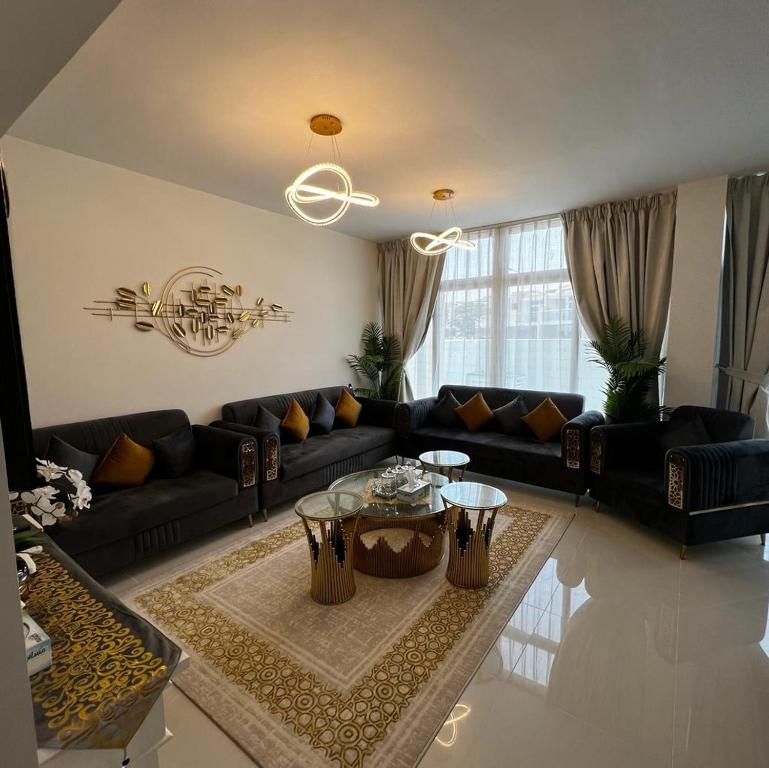 هتل آمازونیای تاون هاوس دامک هیلز 2 بای لت استی - Amazonia townhouse Damac Hills 2 By Letstay