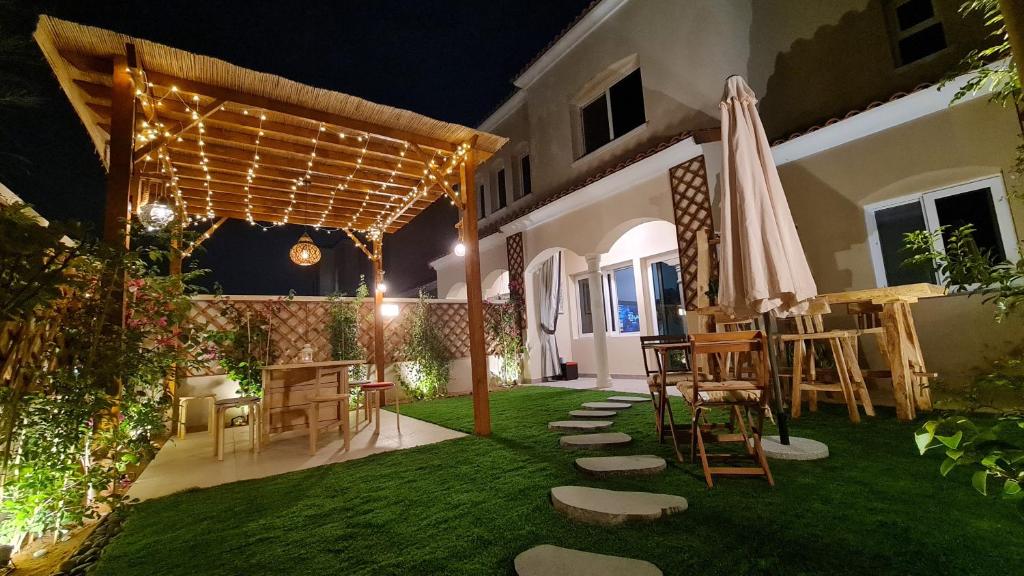 هتل ویلا کاسا-ویوا - Villa Casa-Viva