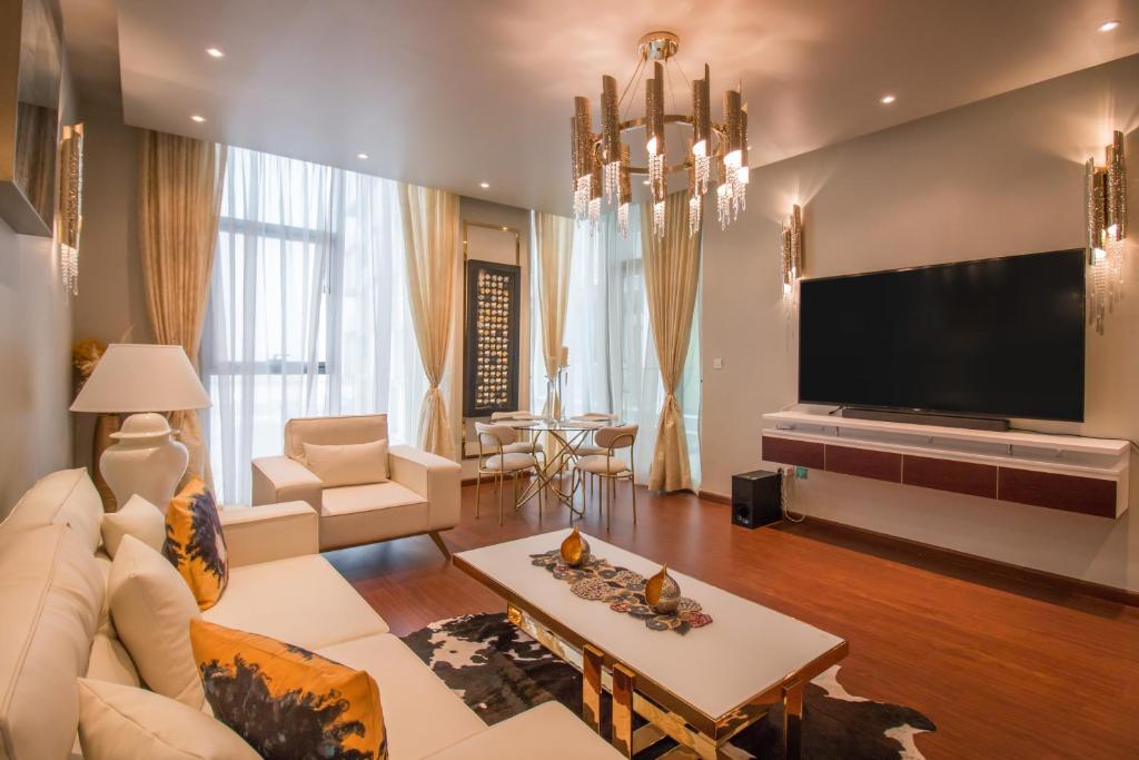 هتل لاگزوریوس تو بی آر - فولی آپگریدد - های اند فسیلتیز - Luxurious 2BR - Fully Upgraded - High-end facilities