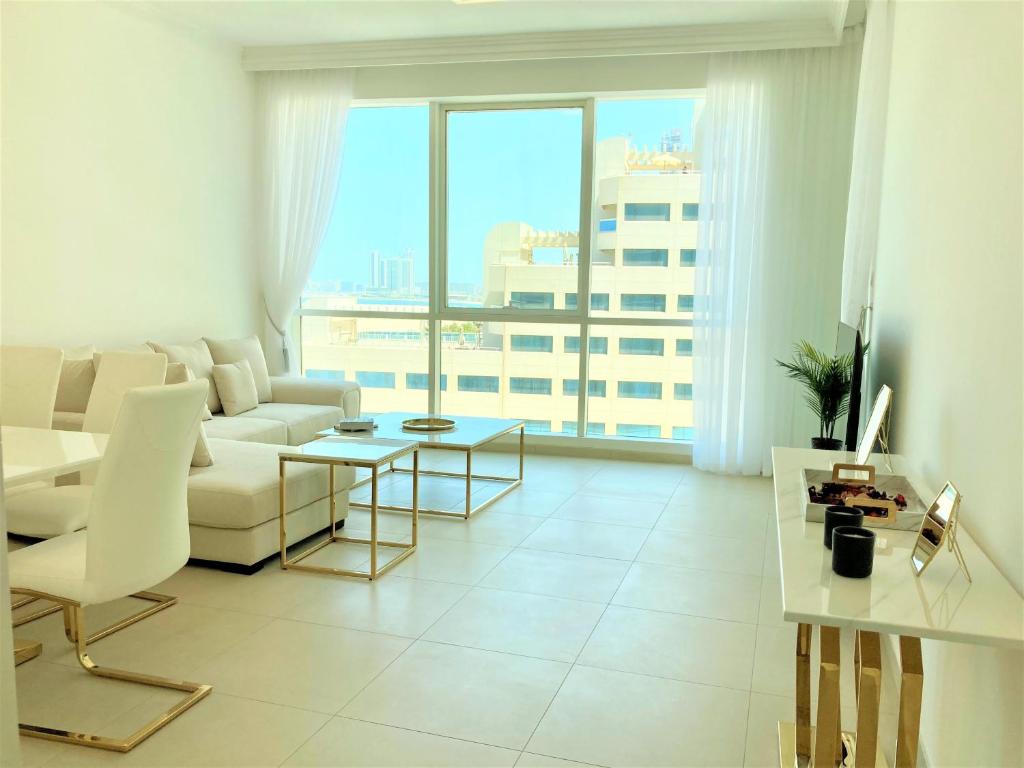 هتل لاکیوریا سته ات د والک جی بی آر - Luxurious stay at the Walk JBR