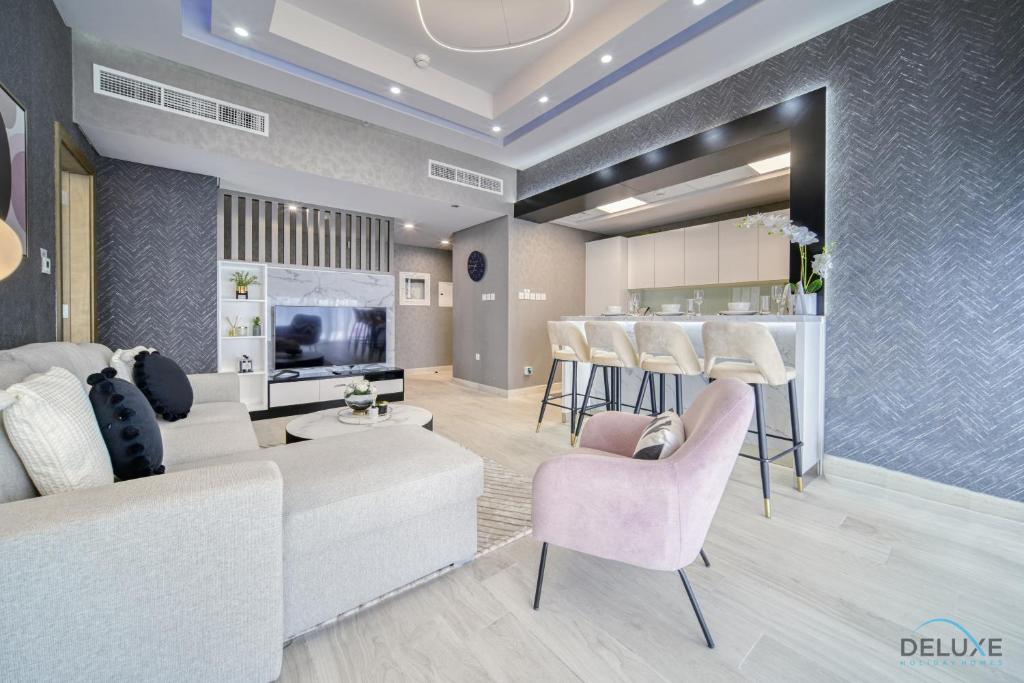هتل گریسفول 1BR ات آزیسی علیا رزدنس دبی هلث کر سیتی بای دلاکس هالیدی هومز - Graceful 1BR at Azizi Aliyah Residence Dubai Healthcare City by Deluxe Holiday Homes