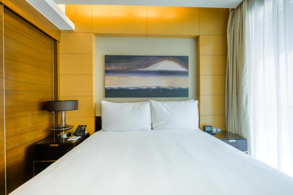 هتل فاه استنننگ 1 بی اچ کی ات آدرس دبی مال - FAHH Stunning 1 BHK at Address Dubai Mall