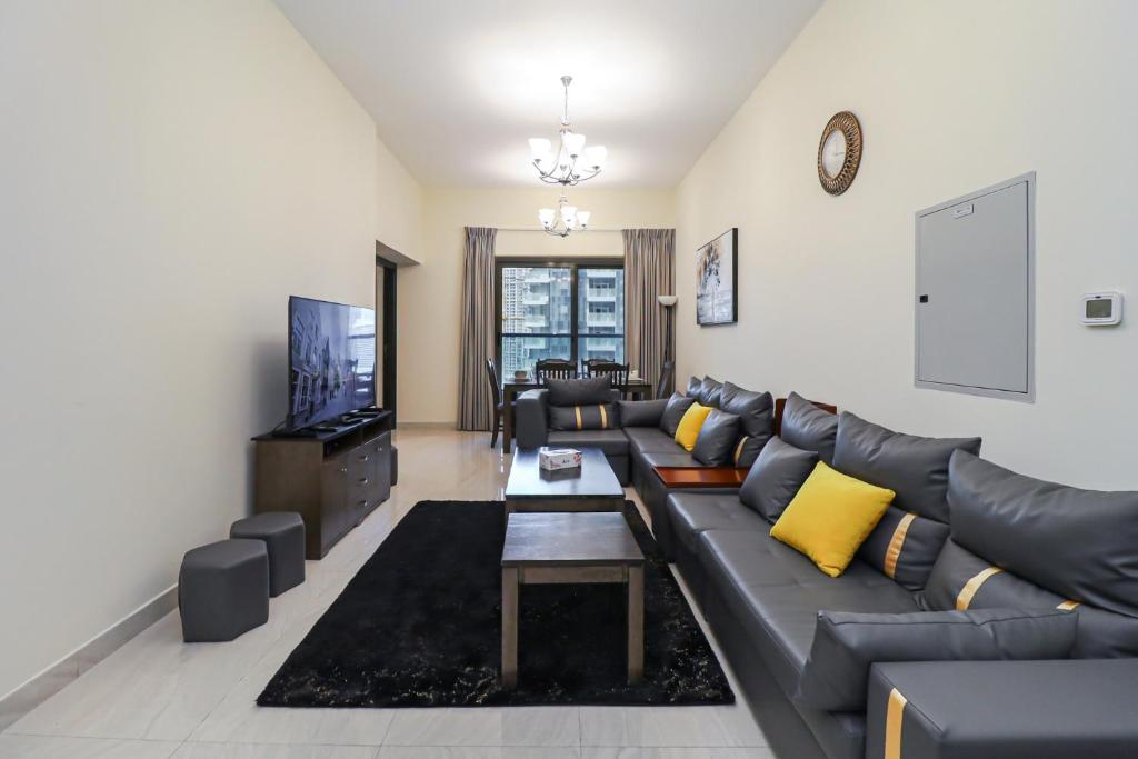 هتل دبی کانال ویو آی ترنکیل استی آی استیم اند ساونا - Dubai Canal view I Tranquil stay I Steam and sauna