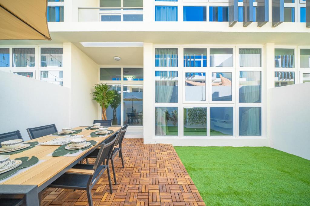 هتل ال اچ ویکِی - 3 بدروومز ویلا فور فمیلی - ALH Vacay - 3 Bedrooms Villa for Family