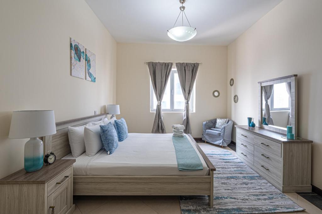 هتل های‌گستس - لارج آپت این د هارت آف دیرا نیئر کلاکتاور - HiGuests - Large Apt in the Heart of Deira Near Clocktower
