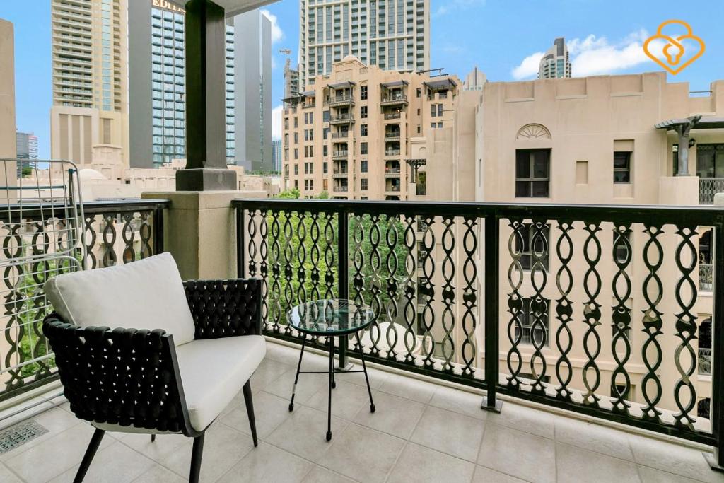 هتل کیزپلیز 1 بی آر مینوتس تو دبی مال، داونتاون دبی 405 - Keysplease 1 BR Minutes to Dubai Mall, Downtown Dubai 405