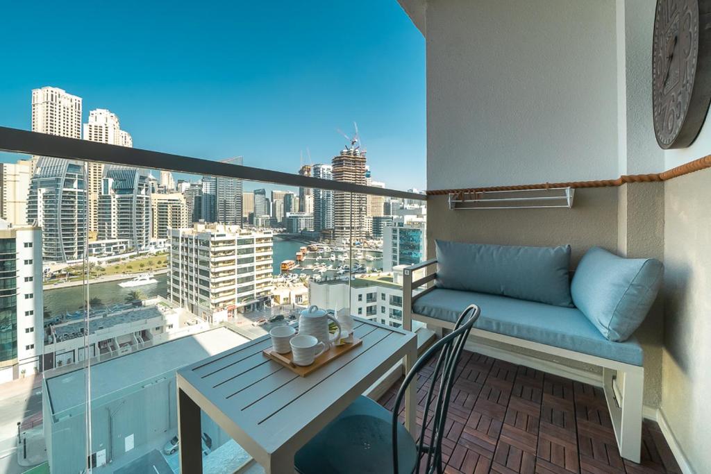 هتل های گستس - دیزاینر استودیو این دبی مارینا ویت امیزینگ ویوز - HiGuests - Designer Studio in Dubai Marina With Amazing Views