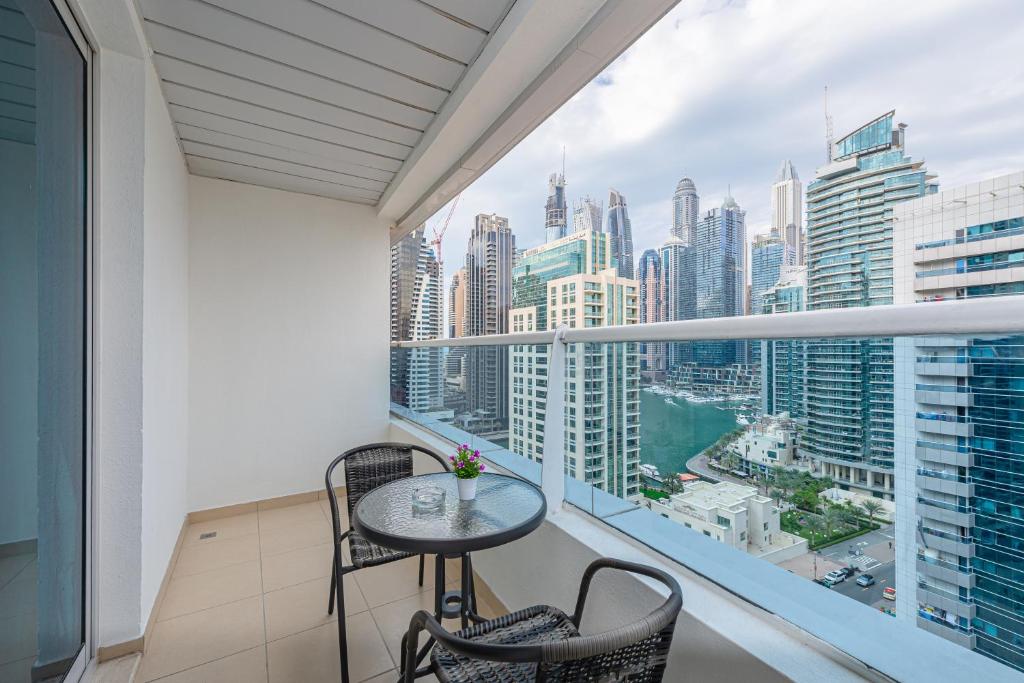 هتل مارکو پولو - مارولس 1 بی آر وید مارینا ویوز، نئیر مترو - Marco Polo - Marvellous 1 BR With Marina Views, Near Metro