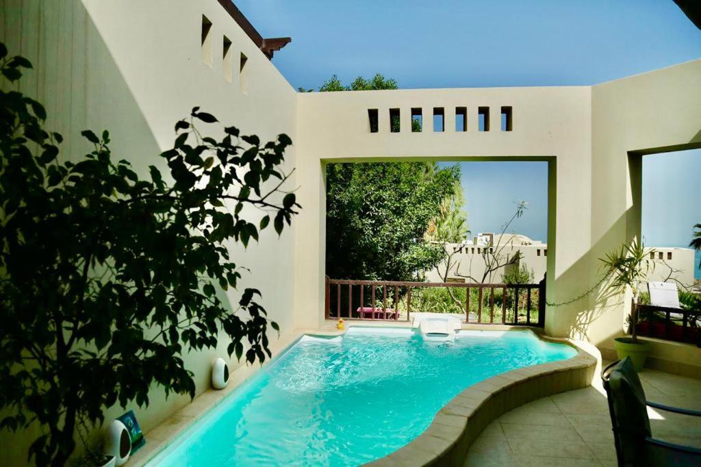 هتل پرایوت گست هاوس در فایو استارز ریزورت - Private guest house in five stars resort