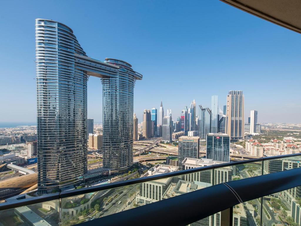 هتل فِرست کِلَس 3 بی آر وِد فول دُبَی اسکَیلَین و سِی ویو - FIRST CLASS 3BR with full DUBAI SKYLINE & SEA view