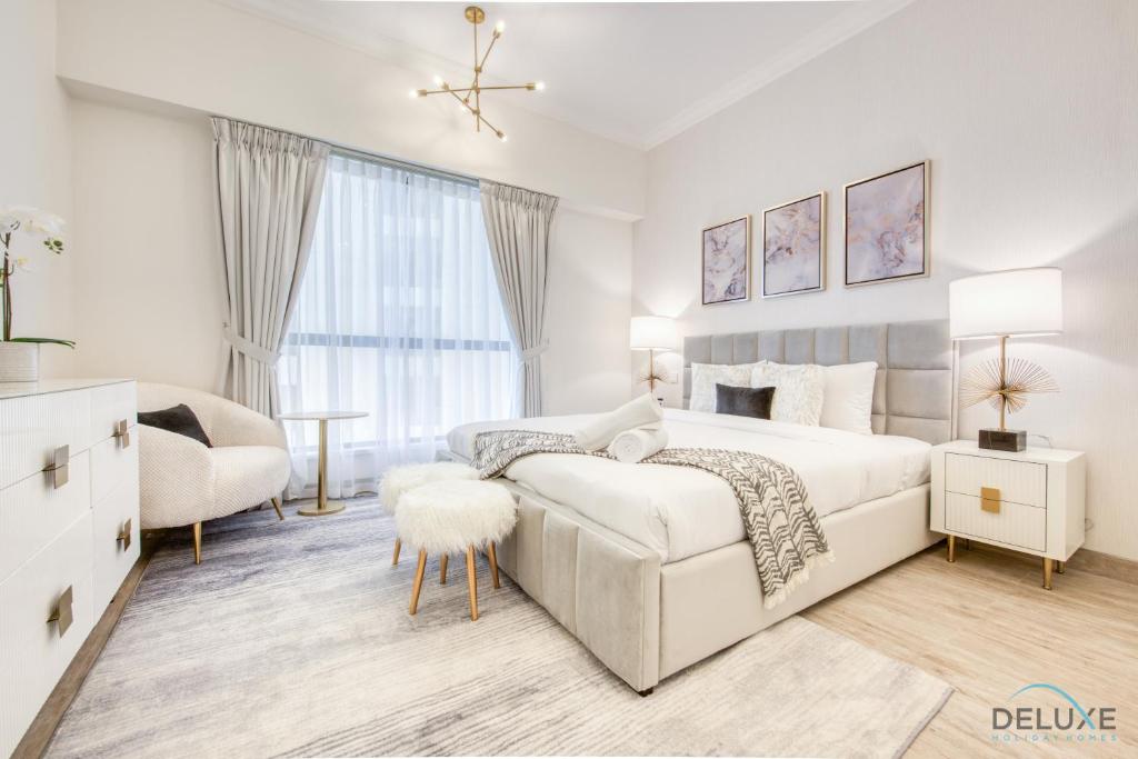 هتل اسپیشاس 3 بی آر آپارتمنت ویت اسیستنت روم این صدف 5 جی بی آر بای دلاکس هالیدی هومز - Spacious 3BR Apartment with Assistant Room in Sadaf 5 JBR by Deluxe Holiday Homes