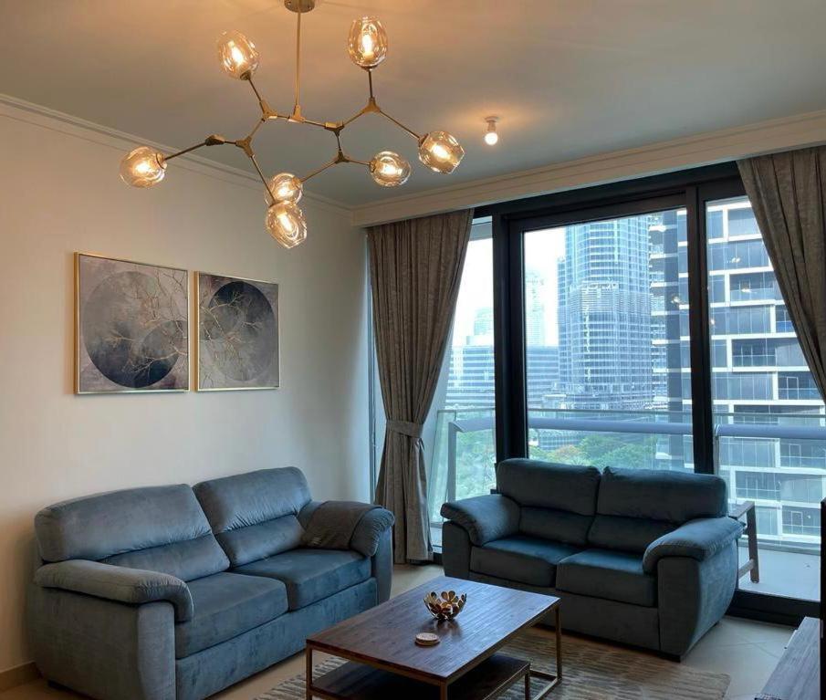 هتل برج خلیفه ویو-اکسس تو دبی مال-داون تاون - Burj Khalifa view-Access to Dubai mall-Downtown
