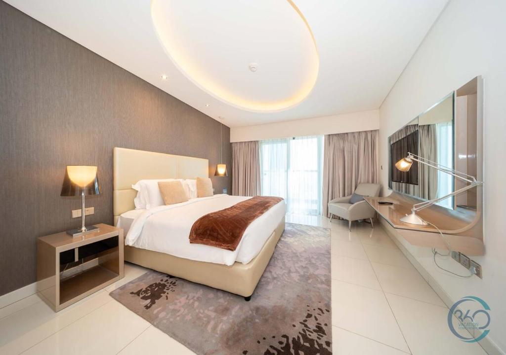 هتل اسپیشس وان بی آر آپارتمان این دماک پارامونت تاورز بی بی - Spacious 1BR Apartment in Damac Paramount Towers BB