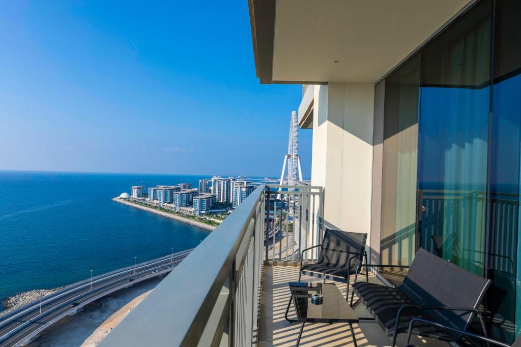 هتل میزون پریوه - 2BR ویت اکسکلوسیو سی ویوز این 5242 مارینا - Maison Privee - 2BR with Exclusive Sea Views in 5242 Marina