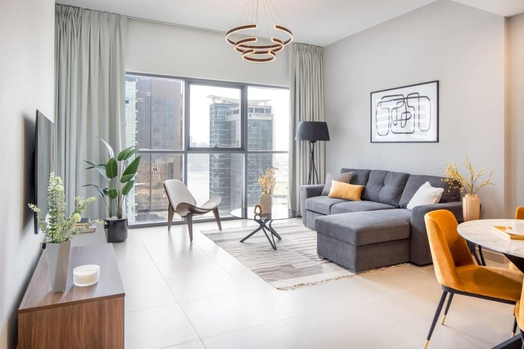 هتل سیلک هاوس نیو اند مدرن 1 بی دی آر این داون تاون هارت این نیو تاور - Silkhaus new and modern 1BDR in Downtown heart in new tower