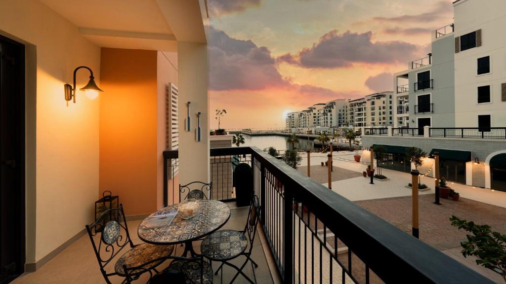 هتل التیمیت استی - 4 بدز - لا مر - سانست مارینا ویو - Ultimate Stay - 4 Beds - La Mer - Sunset Marina View