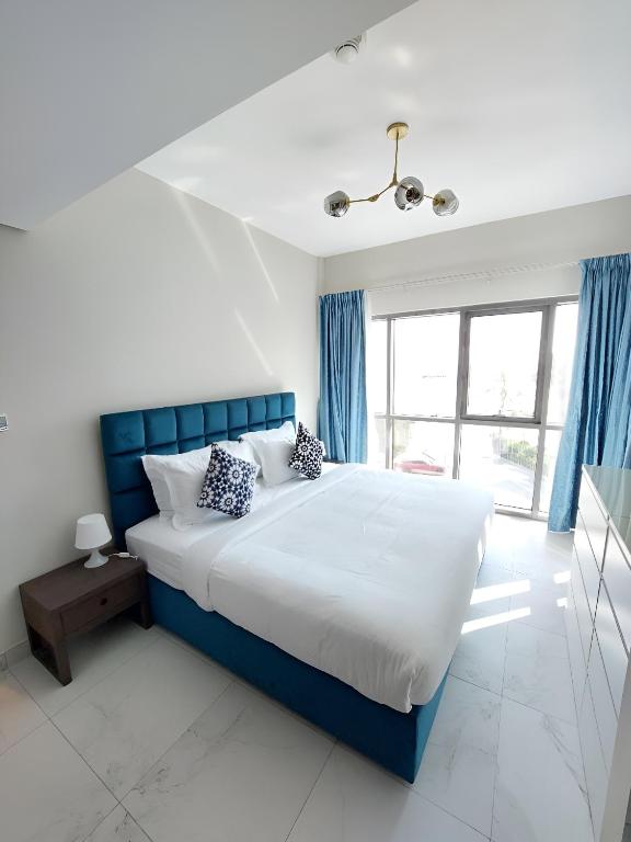 Budget-friendly 2bd Near Expo With A Huge Pool (Apartment), Dubai (UAE) Deals