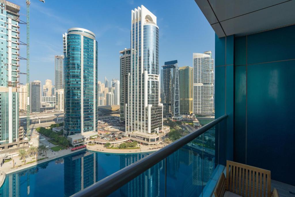 هتل اتریا - لاکچری 2 بد - فست وای‌فای - لیک ویوز - ATRIA - Luxury 2 Bed - FAST WIFI - Lake Views