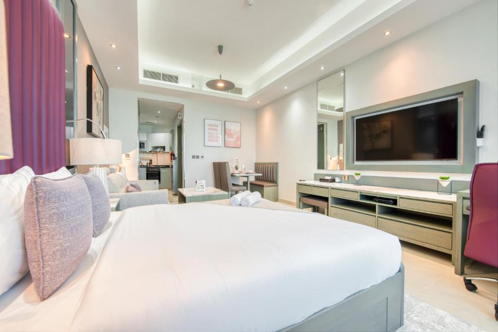 هتل لاویش استودیو ات بیز بای دانیوب بیزنس بی بای دلاکس هالیدی هومز - Lavish Studio at Bayz by Danube Business Bay by Deluxe Holiday Homes