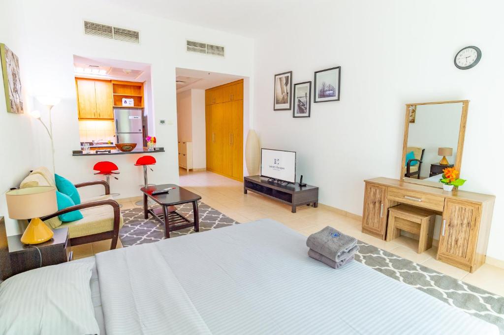 هتل فولی اکوئپد استودیو نیئر تو مترو - اچ آر آی - Fully equipped studio near to metro - HRI
