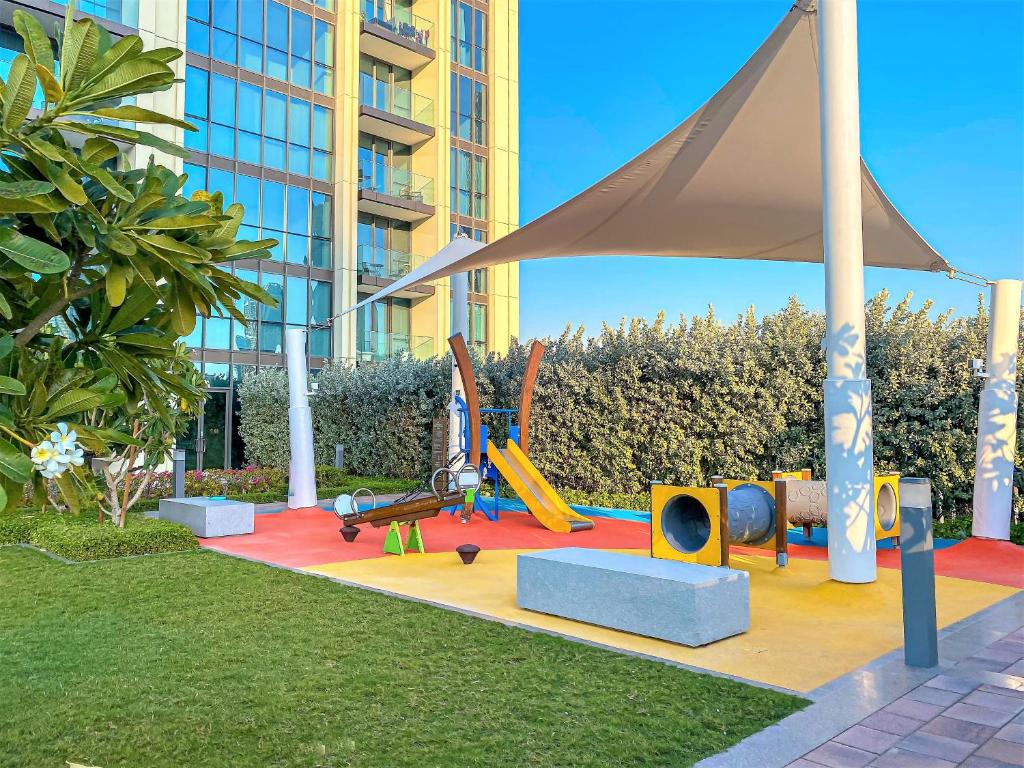 هتل ستنینگ آپت بالکنی داون تاون ویوز دبی مال - Stunning Apt Balcony DowntownViews Dubai mall