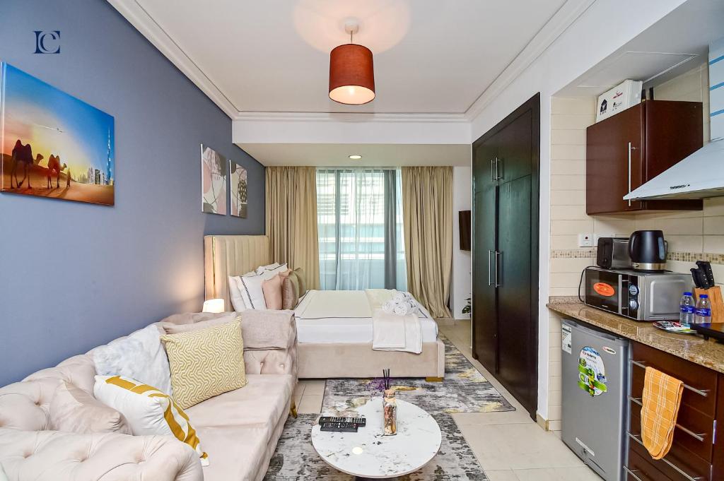 هتل مدرن استودیو اپت - مترو، بیچ و مال مینز اوی - Modern Studio Apt - Metro, Beach & Mall mins away