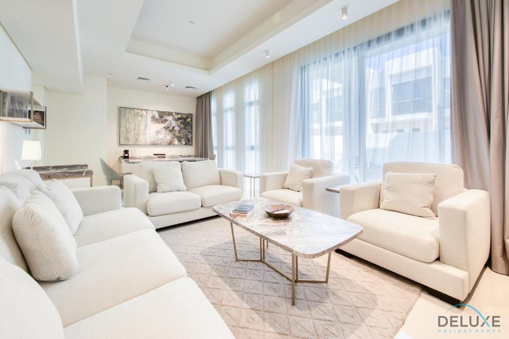 هتل کپتیویتینگ 3 بی آر تاون هاوس at دامک هیلز 2 دوبی لند بای دلاکس هالی دی هومز - Captivating 3BR Townhouse at DAMAC Hills 2 Dubailand By Deluxe Holiday Homes