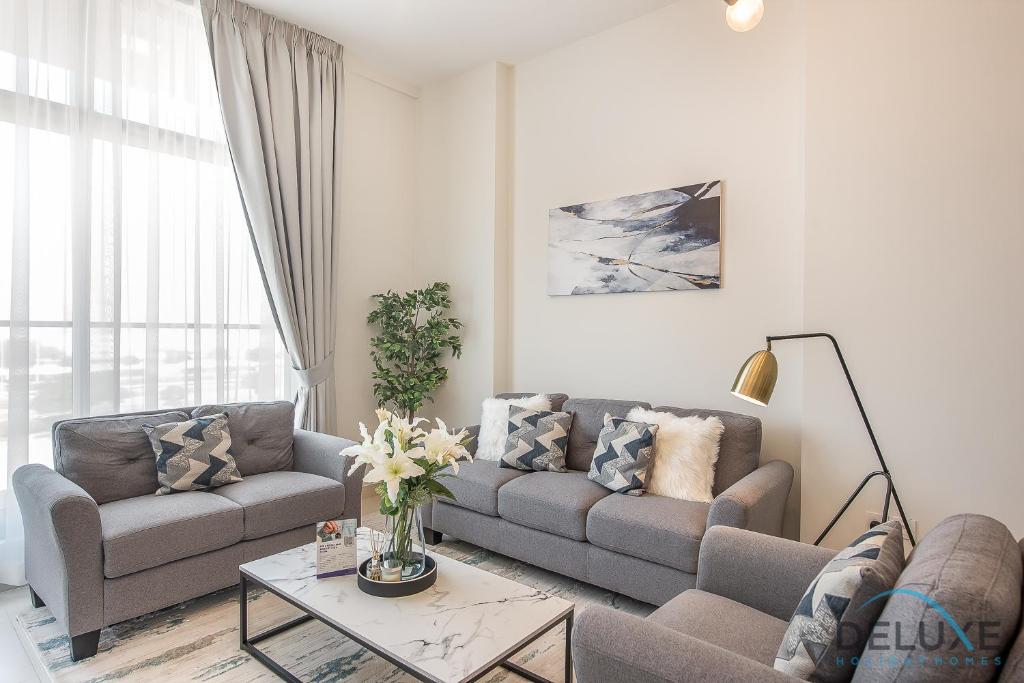 هتل استانینگ 1بی‌آر ات پرایم ویوز میادن بای دلکسی هالیدهی هومز - Stunning 1BR at Prime Views Meydan by Deluxe Holiday Homes