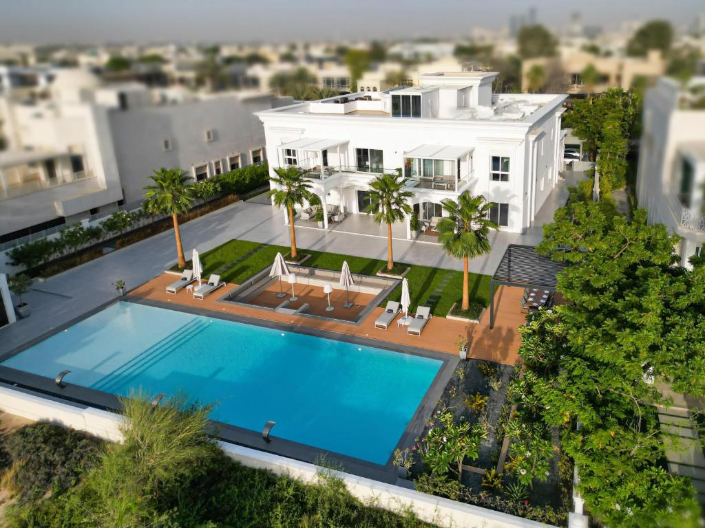 هتل ویلا بوتانیکا-اکسکلوسیو 8-بد روم ویلا بای لاکچری اکسپلوررز کالکشن - Villa Botanica-Exclusive 8-Bedroom Villa by Luxury Explorers' Collection