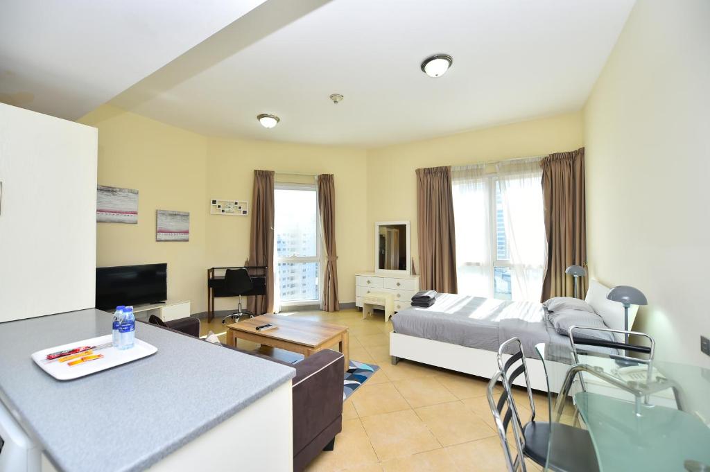 هتل رلاکسینگ فرنیشد استودیو نییر دیک مترو، بارشا هایتس - Relaxing Furnished Studio near DIC Metro, Barsha Heights