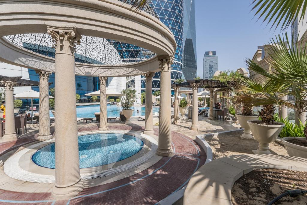 هتل های‌گستس - لاکچری آپارتمان این د ایکانیک پارک تاورز - HiGuests - Luxury Apartment in the Iconic Park Towers