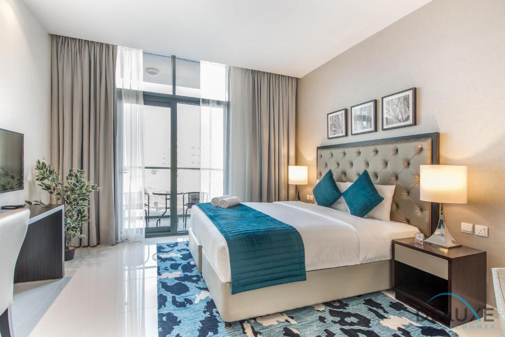 هتل ایماکولیت استودیو ات دماک سیلستیا بای دلاکس هالیدی هومز - Immaculate Studio at DAMAC Celestia by Deluxe Holiday Homes