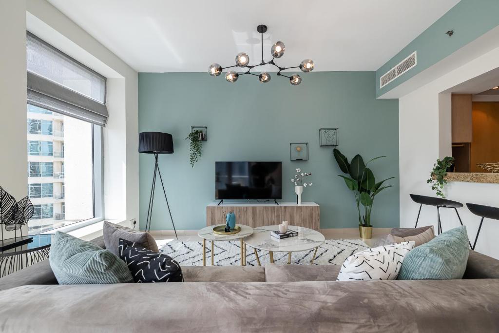 هتل رادیانت 2 بی آر ویت مارینا ویوز - Radiant 2 BR with Marina Views