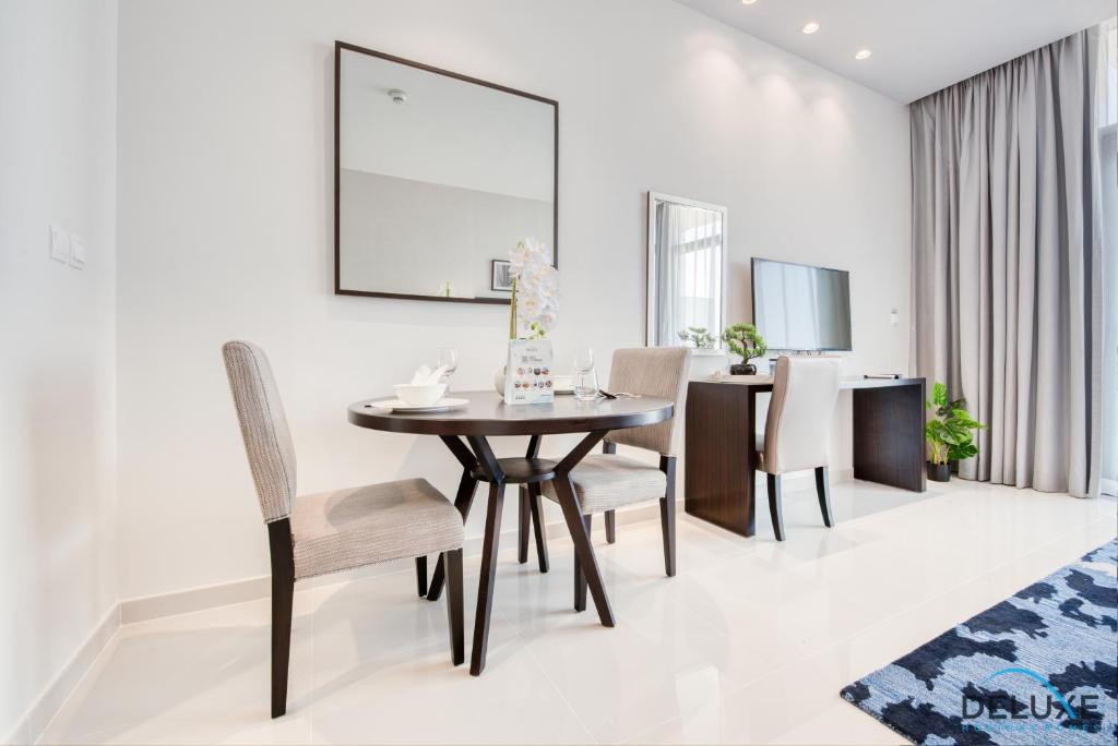 هتل رستفول استودیو اَت سلستیا آ دبی ساوت بای دلاکس هالیدی هومز - Restful Studio at Celestia A Dubai South by Deluxe Holiday Homes