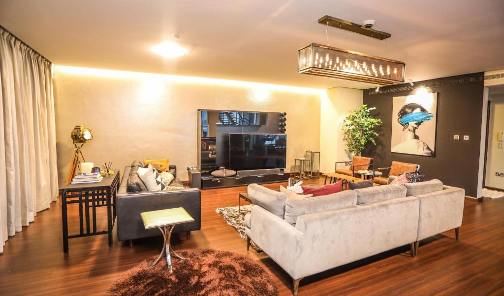 هتل هایرایز آپارتمنت آن ذ 74ث فلور - HIGHRISE APARTMENT ON THE 74TH FLOOR