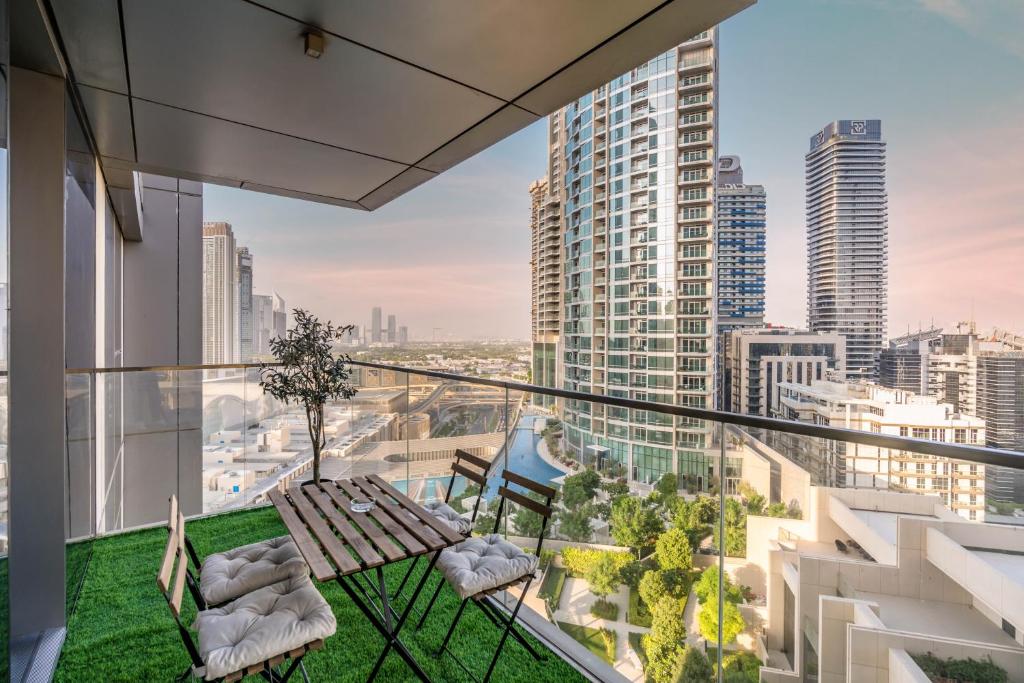هتل لکس بی ان بی بولوار پوینت اسکای لاین ویوز - Lux BnB Boulevard Point Sky Line Views