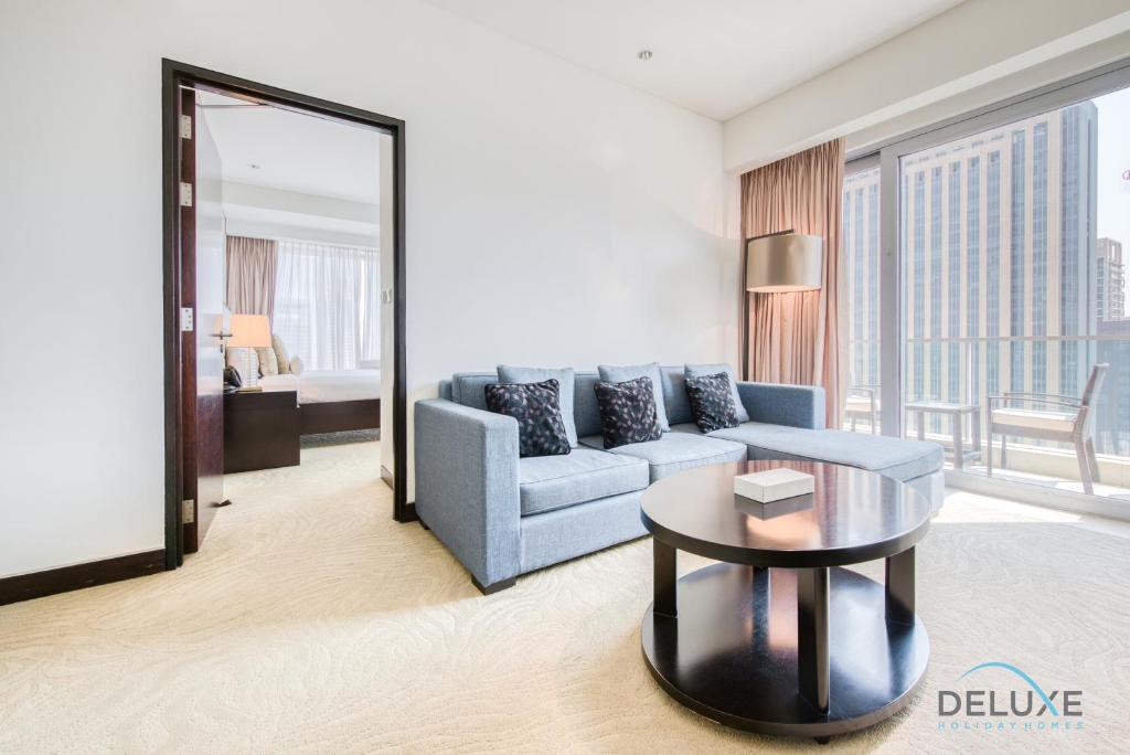هتل پریستین 1BR ات د آدرس رزیڈنسز دبی مارینا بای دلاکس هالی‌دی هومز - Pristine 1BR at The Address Residences Dubai Marina by Deluxe Holiday Homes