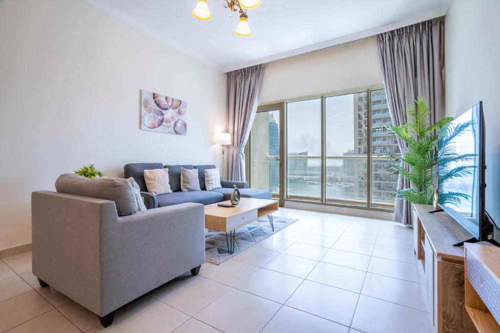 هتل آر اچ- پرایم لوکیشن، اسپاسیوس 2 بی آر، واک تو دبی مال - RH- Prime Location, Spacious 2BR, walk to Dubai Mall