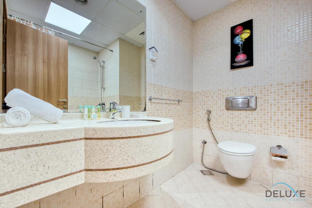 هتل دلايتفول 1 بيدروم آپارتمان ات سولافا تاور، دبی مارینا بای دلاکس هالیدی هومز - Delightful 1 Bedroom Apartment at Sulafa Tower, Dubai Marina by Deluxe Holiday Homes